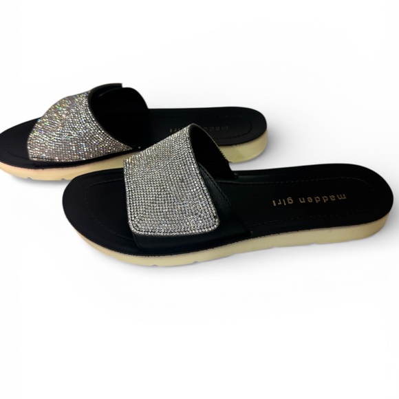 MADDEN GIRL Rhinestone Black Slide Sandals 8.5 - Picture 3 of 6